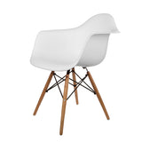 Silla Berlín Pata de Madera con Descansabrazos Blanca | White Berlin Chair with Wood Legs and Armrests